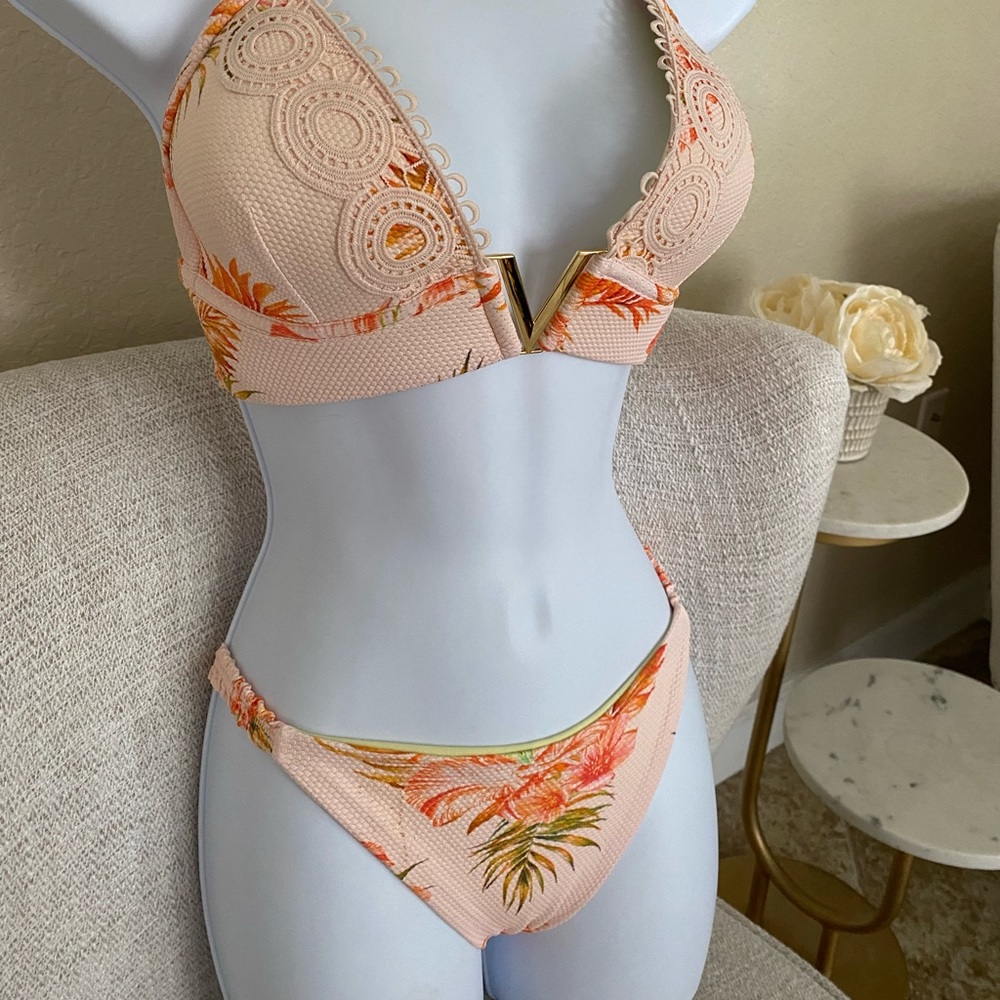 Bikini set - Picture 10 of 10